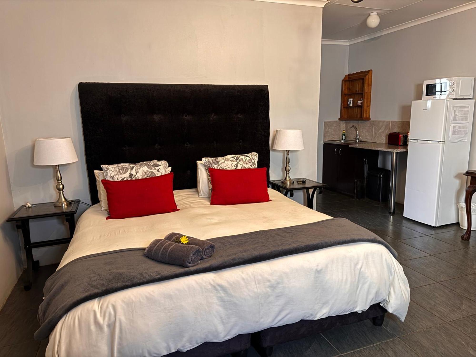 The Palms Venue & Accommodation Cradock Buitenkant foto