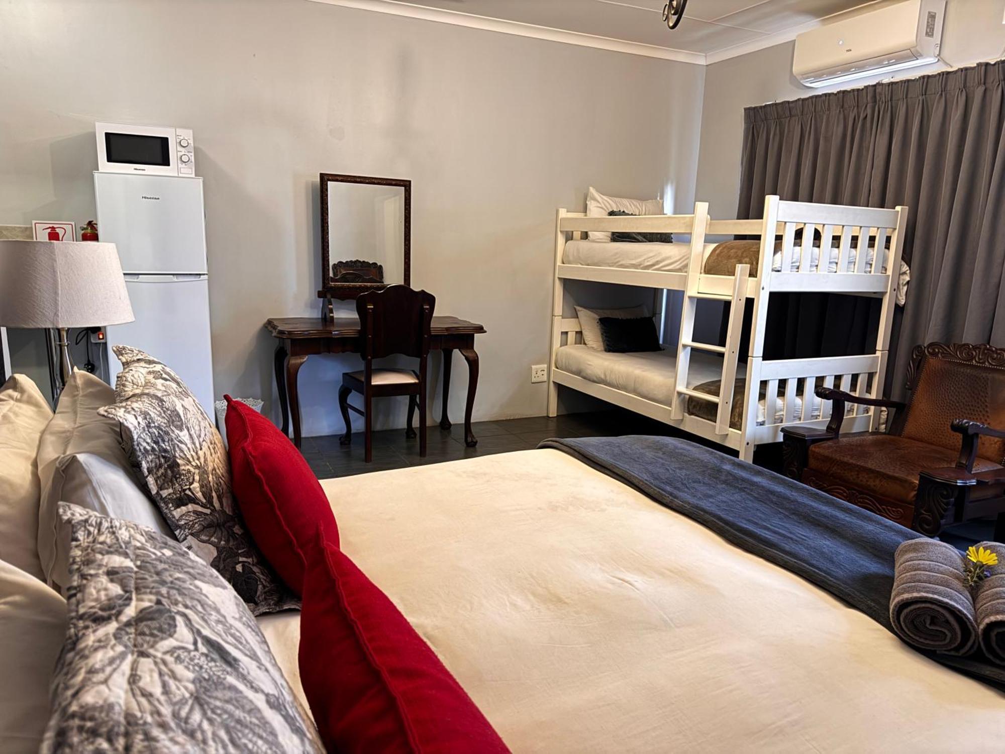 The Palms Venue & Accommodation Cradock Buitenkant foto