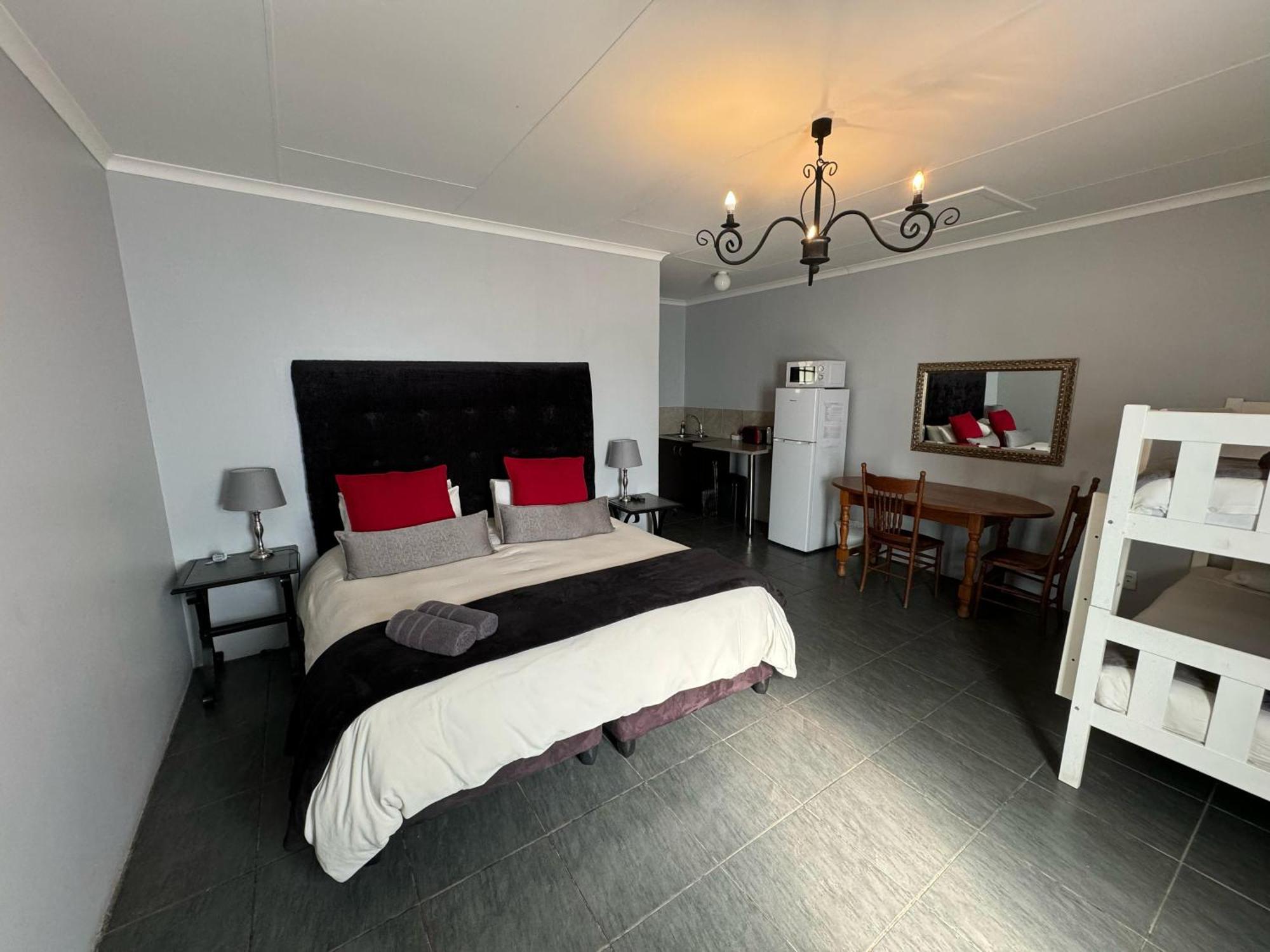 The Palms Venue & Accommodation Cradock Buitenkant foto